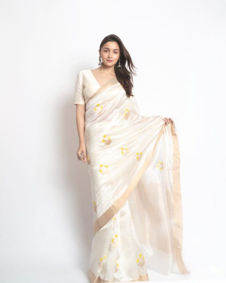 Alia Bhatt's Quintessential Beauty In White Sarees 778731