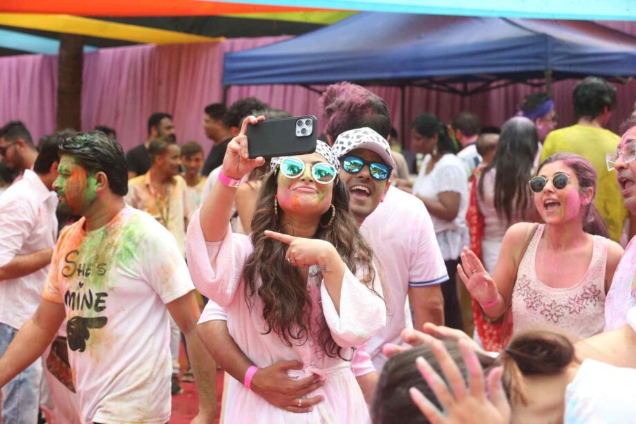 Candid Moments From IWMBuzz Holi Celeb Bash 2023 - 14