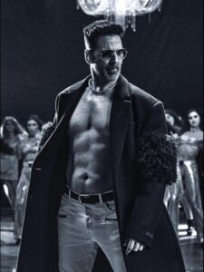 Akshay Kumar Fitness Mantra At 55