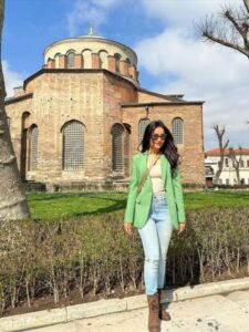 Surbhi Jyoti Teaches To Don Voguish Jackets