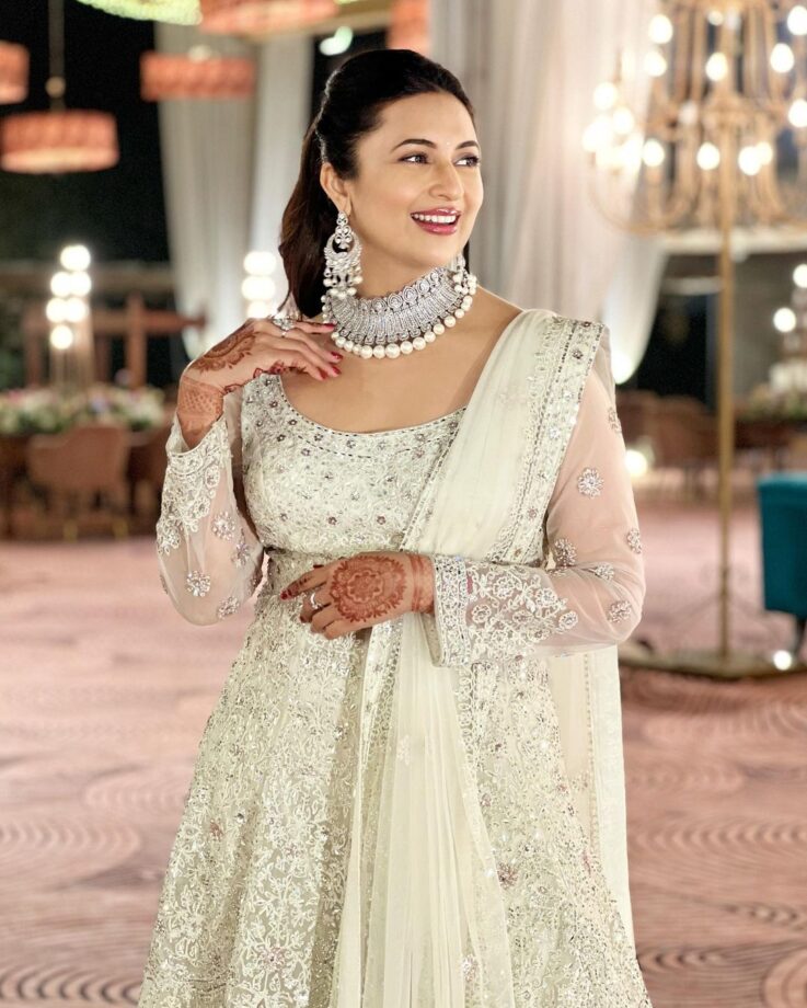 Divyanka Tripathi Looks Ethereal In White Embroidered Gharara Set, Gives Us Major Ethnic Vibes - 0