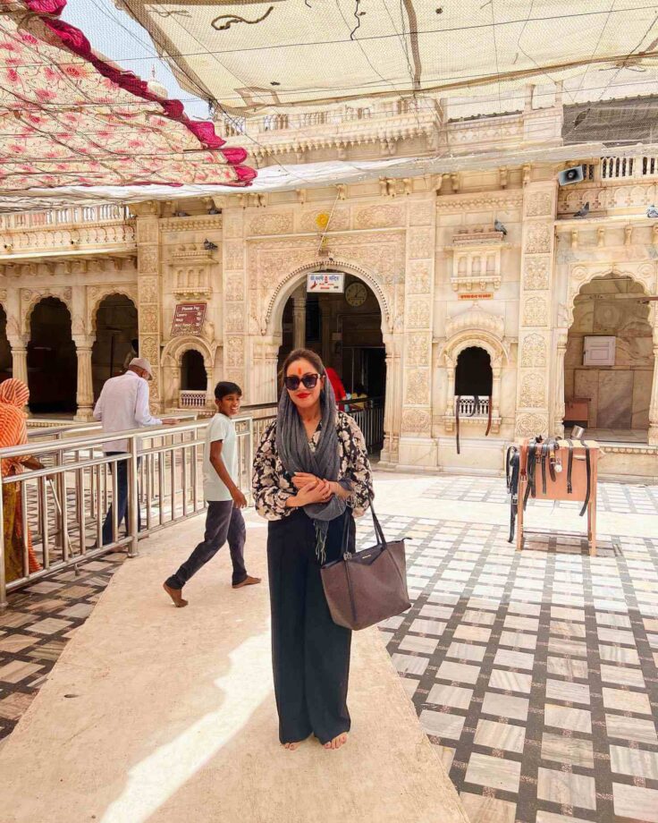 In Pics: TMKOC actress Munmun Dutta visits Karni Mata temple 786892