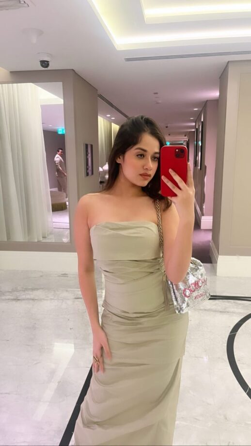 Is Jannat Zubair Rahmani getting ready for date night? 783421