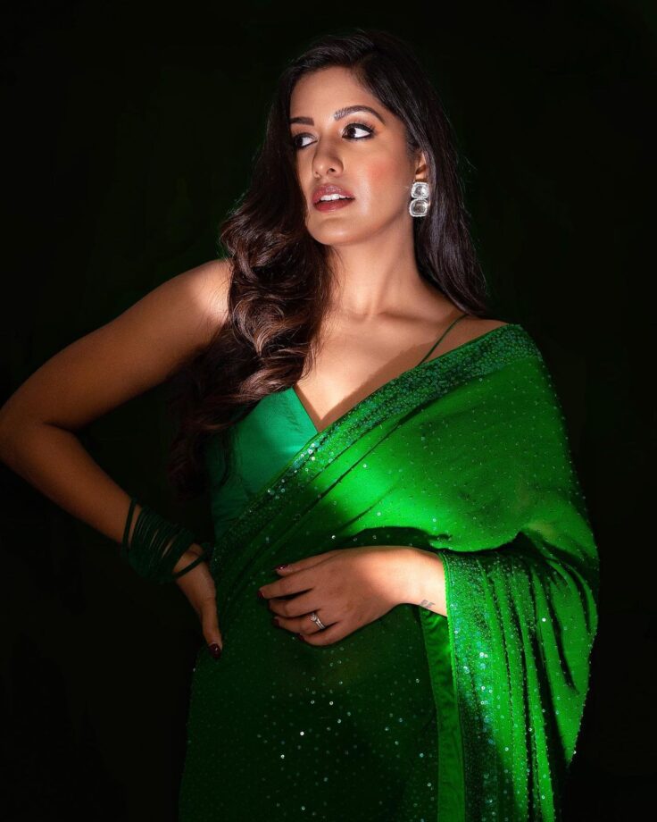 Ishita Dutta’s exquisite saree saga, see pics 789065