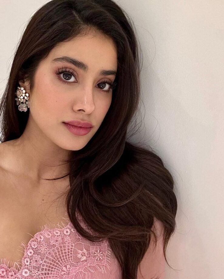 Janhvi Kapoor and Tamannaah Bhatia are here to make you drool, see posts 780751