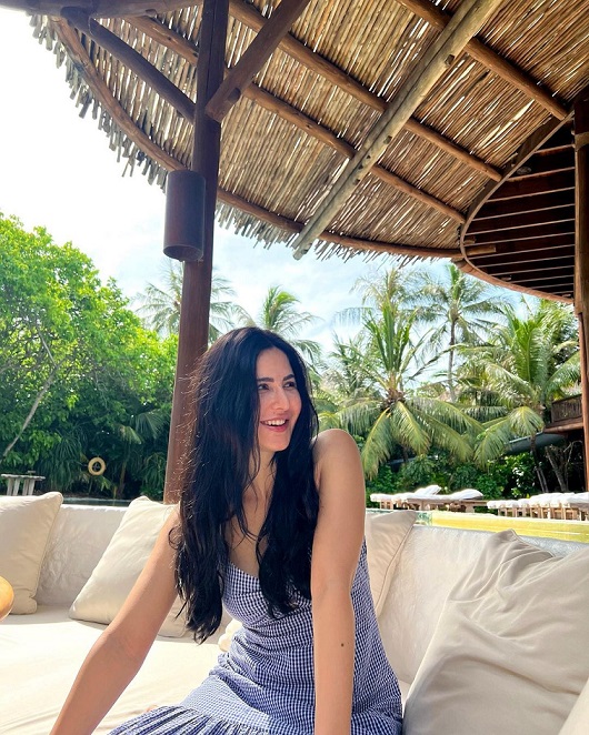 Janhvi Kapoor To Katrina Kaif: Maldives Vacation Lovers 780946