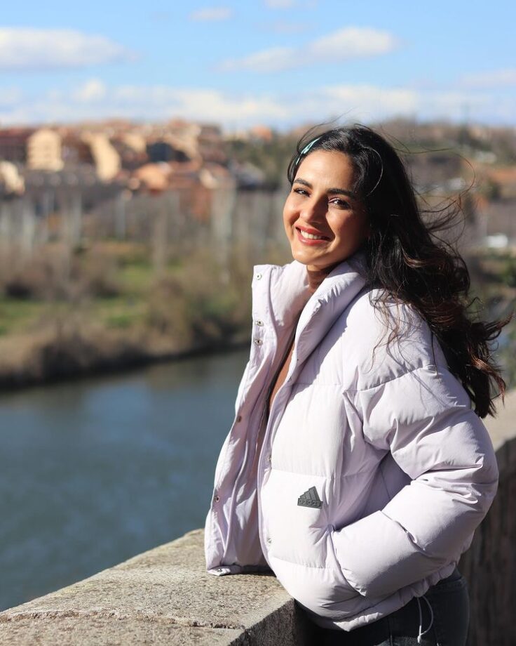 Jasmin Bhasin's Madrid vacation is full of entertainment 780778