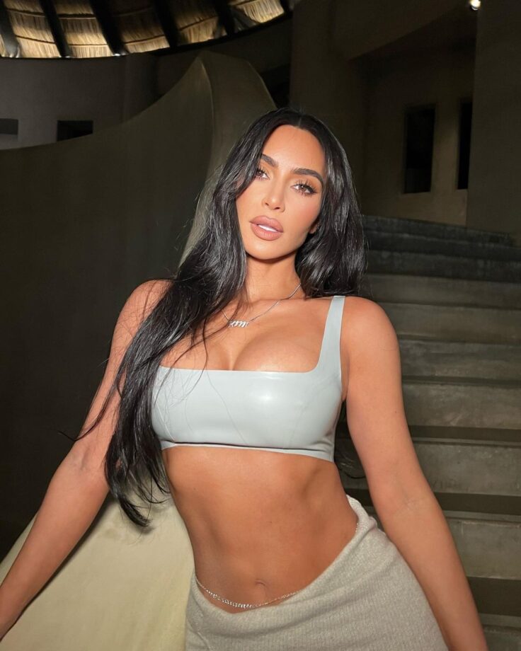 Kim Kardashian Flaunts Her Hot Hourglass Figure In A White Latex Bralette With Skirt 782324