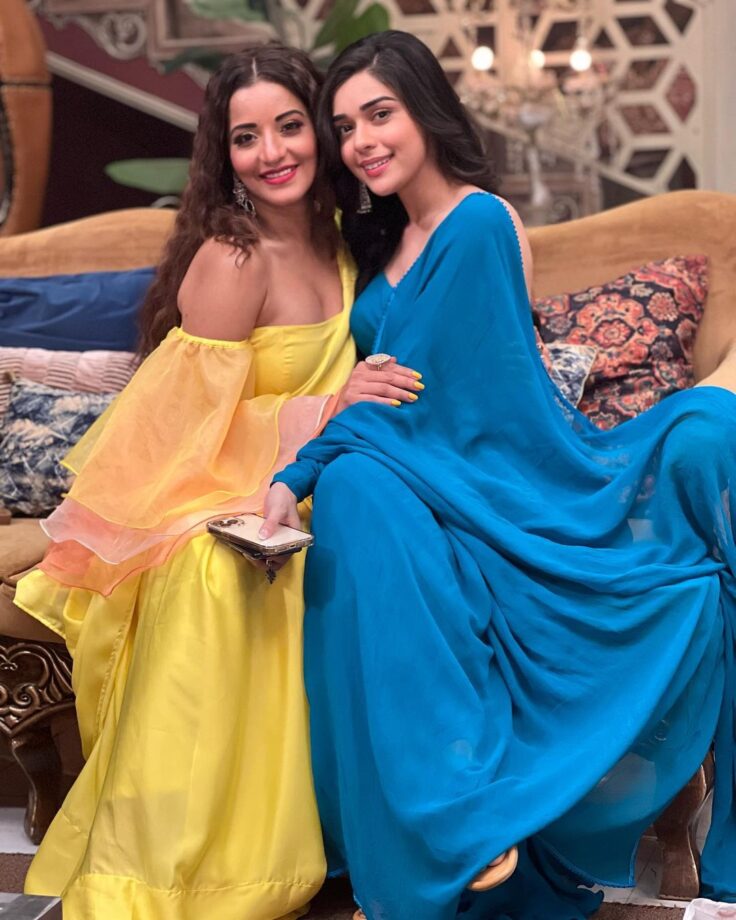 Monalisa and Eisha Singh’s off-screen masti on Bekaaboo set - 3