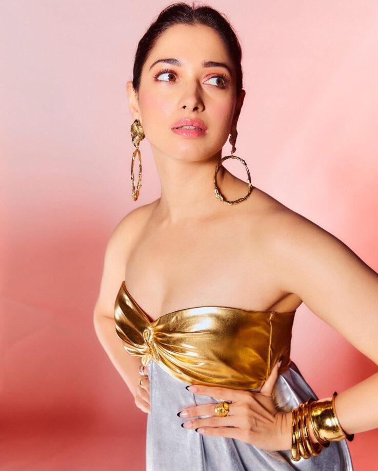 Necklace-Bangles: Tamannaah Bhatia's Accessories To Style 782127