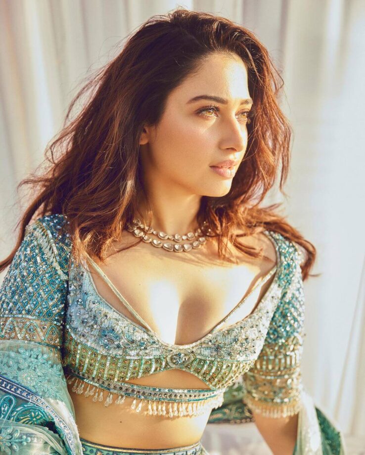 Necklace-Bangles: Tamannaah Bhatia's Accessories To Style 782122