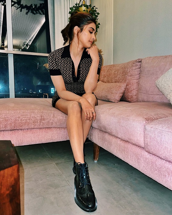 Pooja Hegde is bold babe in black mini dress, see pic 787334