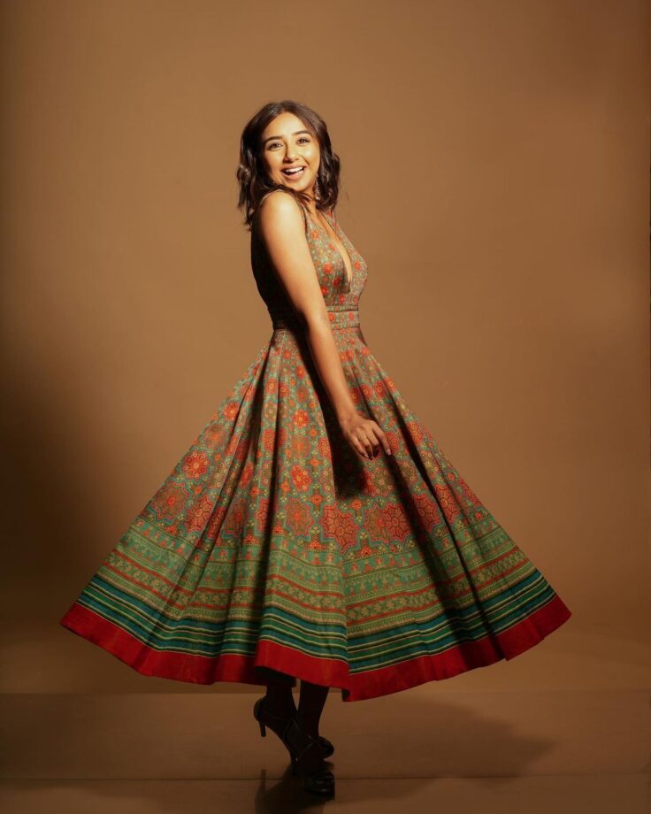 Prajakta Koli is twirling like a cute doll in printed gown, fans can’t stop drooling 779948