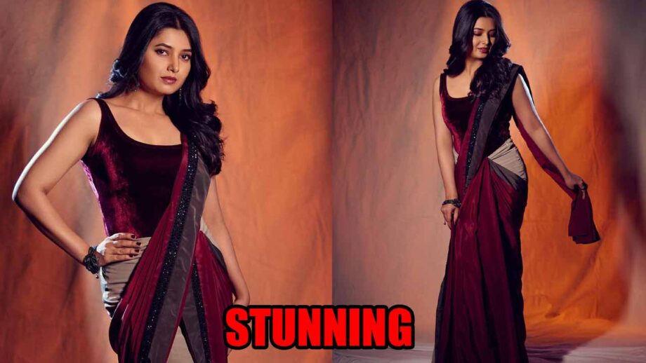 Prajakta Mali exudes elegance in a classy black and maroon saree, see photos 791510