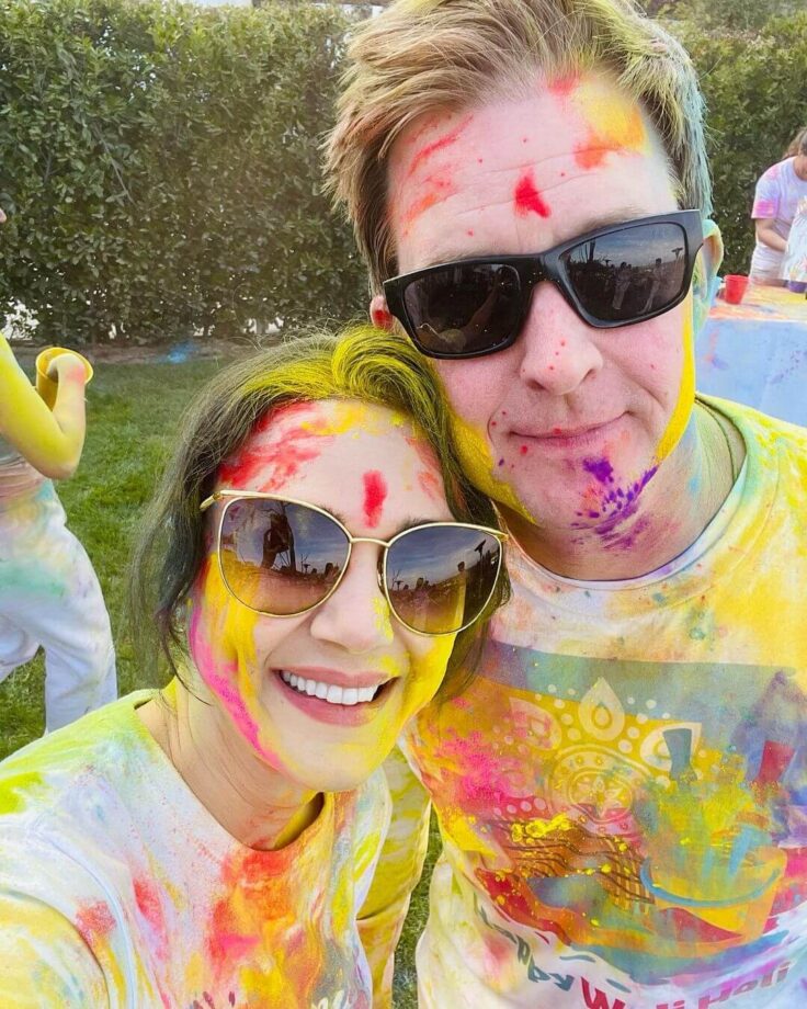 Priyanka Chopra and Nick Jonas enjoy Holi party in LA with Preity Zinta, see photos 782428