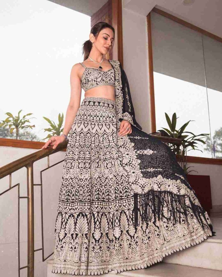 Rakul Preet Singh Looks Ravishing In A Silver Embroidered And Black Lehenga Set 788043