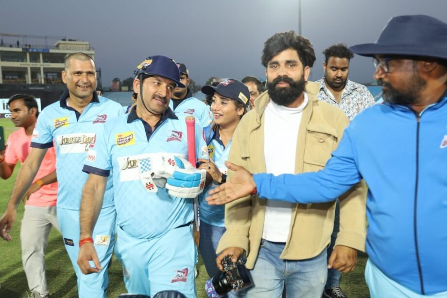 Rani Chatterjee attends Celebrity Cricket League, shares photos with Bhojpuri Dabanggs - 0