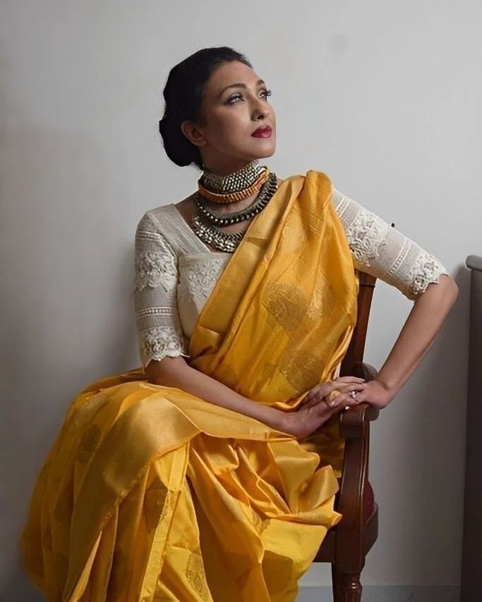 Rituparna Sengupta Strikes Glamorous Pose In Yellow Saree 779419