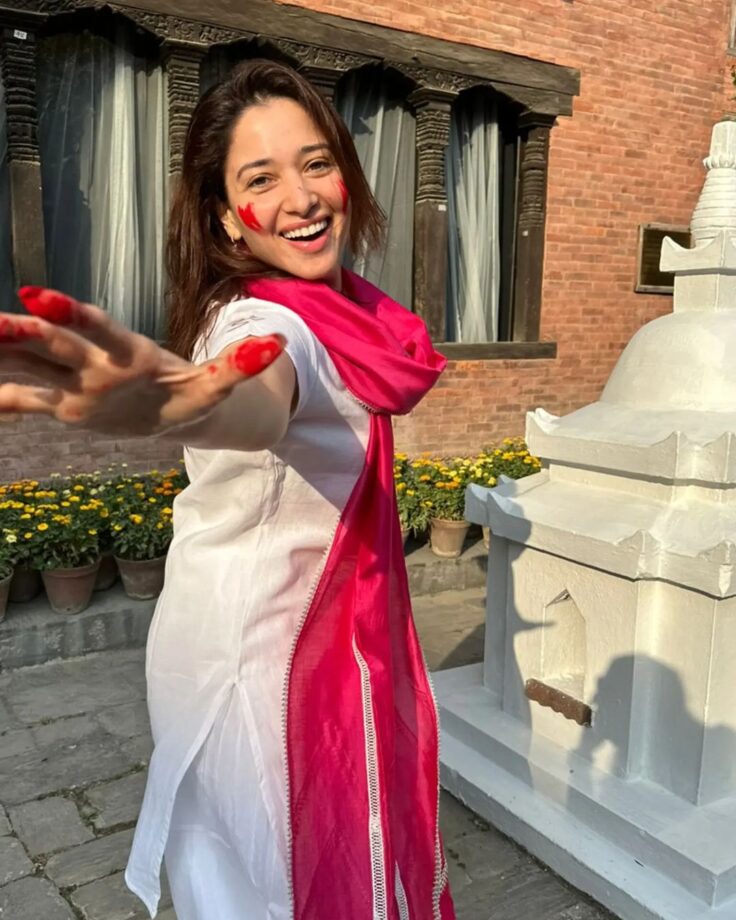 Tamannaah Bhatia glows as she celebrates Holi in Nepal, see pics 781382