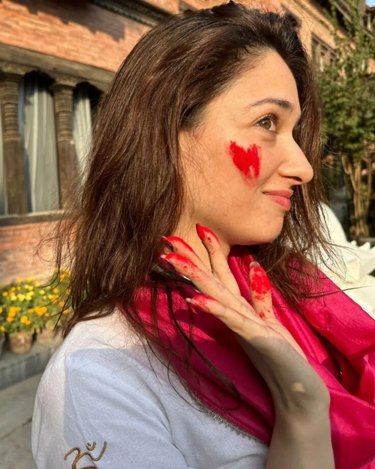 Tamannaah Bhatia glows as she celebrates Holi in Nepal, see pics 781378