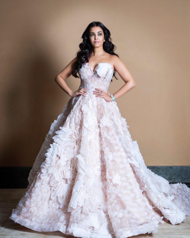 Times Aishwarya Rai Bachchan Looked Ethereal In All-White Gown Outfits 779354