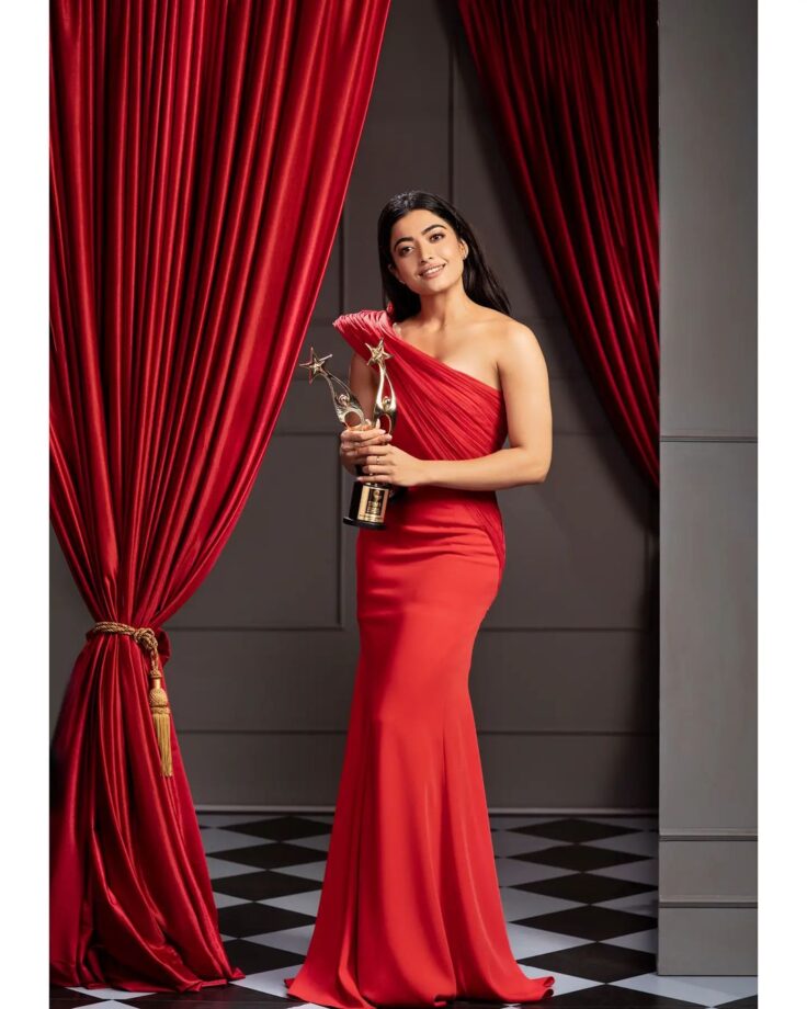 Times Rashmika Mandanna Showed Us How To Style Red In 2023 778997