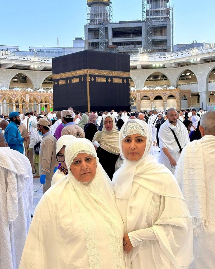 TV Beauties latest buzz: Hina Khan performs second Umrah, Surbhi Jyoti takes stroll in Istanbul 788165