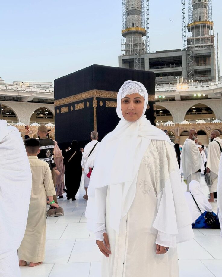 TV Beauties latest buzz: Hina Khan performs second Umrah, Surbhi Jyoti takes stroll in Istanbul 788160