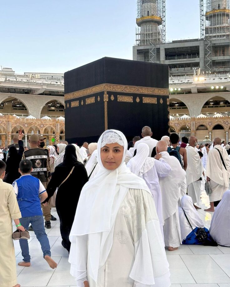 TV Beauties latest buzz: Hina Khan performs second Umrah, Surbhi Jyoti takes stroll in Istanbul 788162