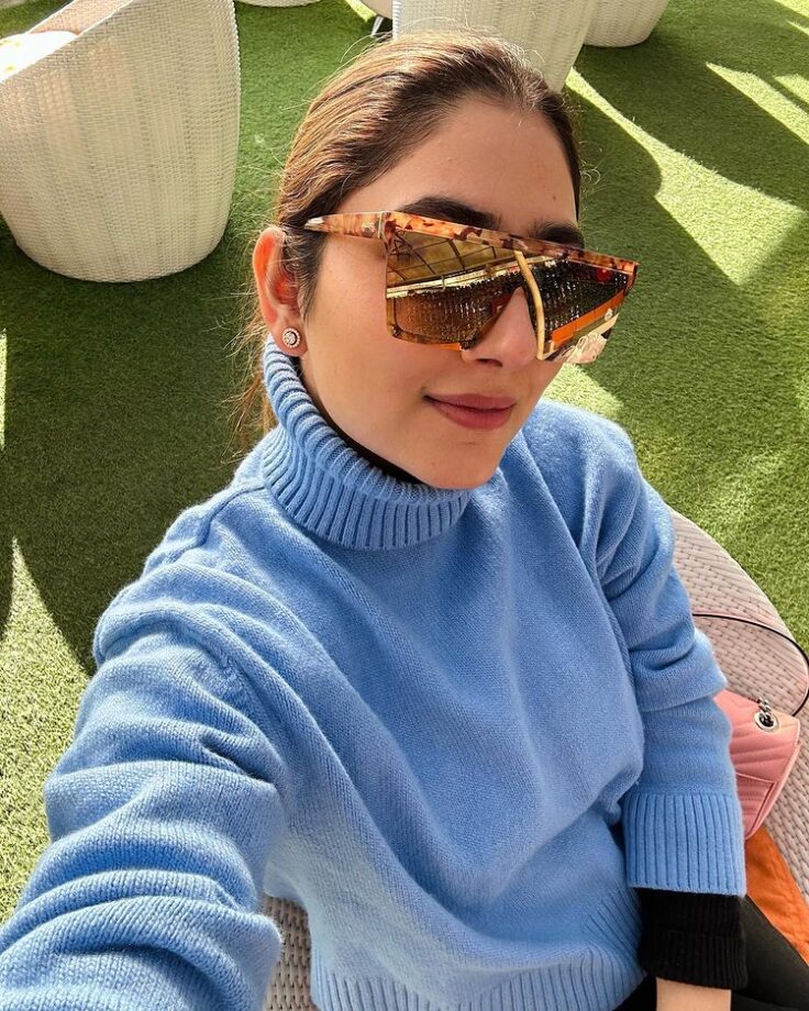 What's cooking at Disha Parmar and Monalisa's end? 779555