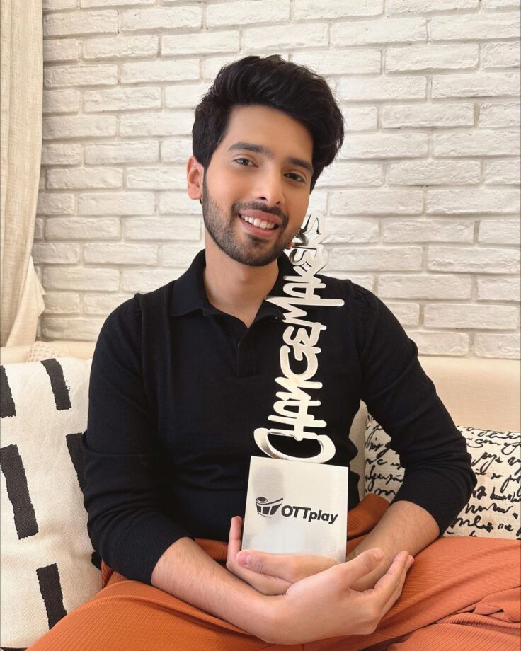 A sneak peek into Armaan Malik's awards collection, see pics 797785