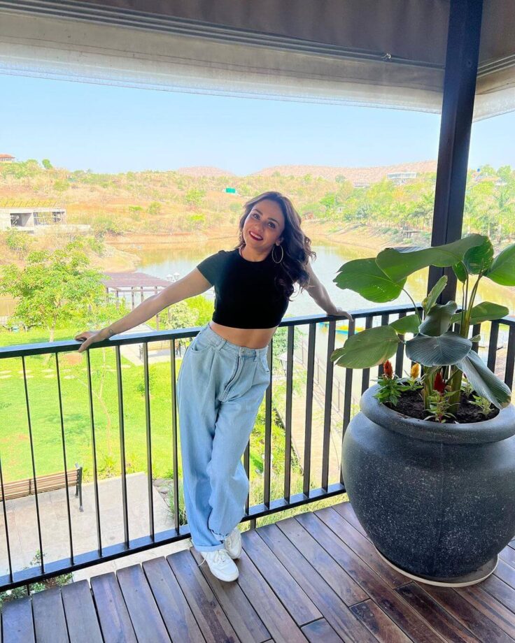 Amruta Khanvilkar enjoys adventurous trip to Nashik, check photo dump - 3