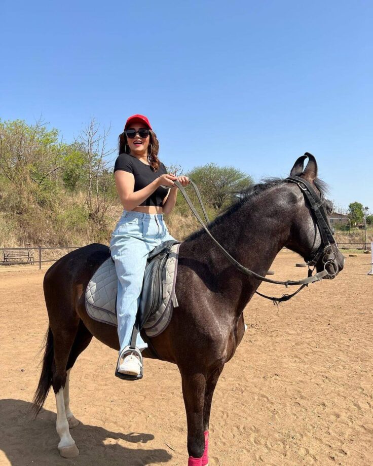 Amruta Khanvilkar enjoys adventurous trip to Nashik, check photo dump - 4