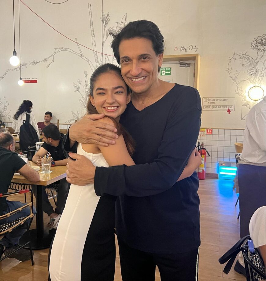 Anushka Sen is overwhelmed to meet her dance guru Shiamak Davar, shares candid pics 794210