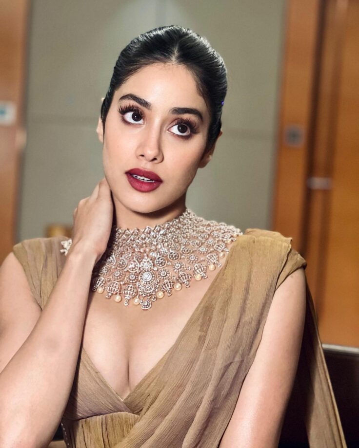 Beautiful Collar Necklaces Ft. Janhvi Kapoor To Aditi Rao Hydari 795837