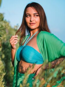 A Sneak Peak Into Sonakshi Sinha’s Travel Life