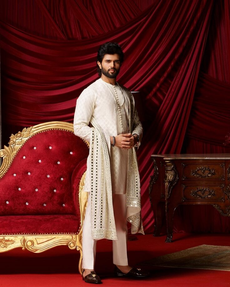 Get ethnic ready like Vijay Deverakonda 793460