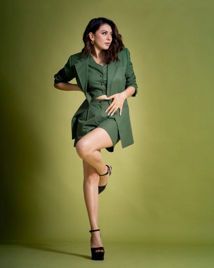 Hansika Motwani is the summer boss in olive green co-Ords 798421