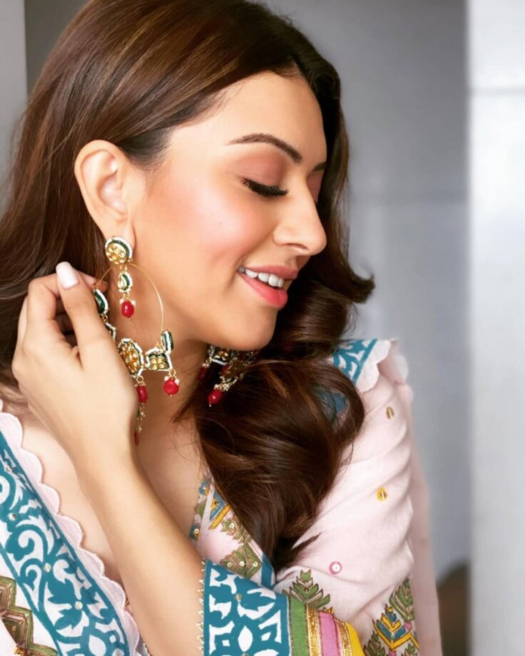 In Pics: Hansika Motwani’s fashion in pastel hues is goals 802361