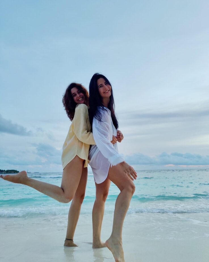 In pics: Katrina Kaif’s day out in beach with her gal pals 800234