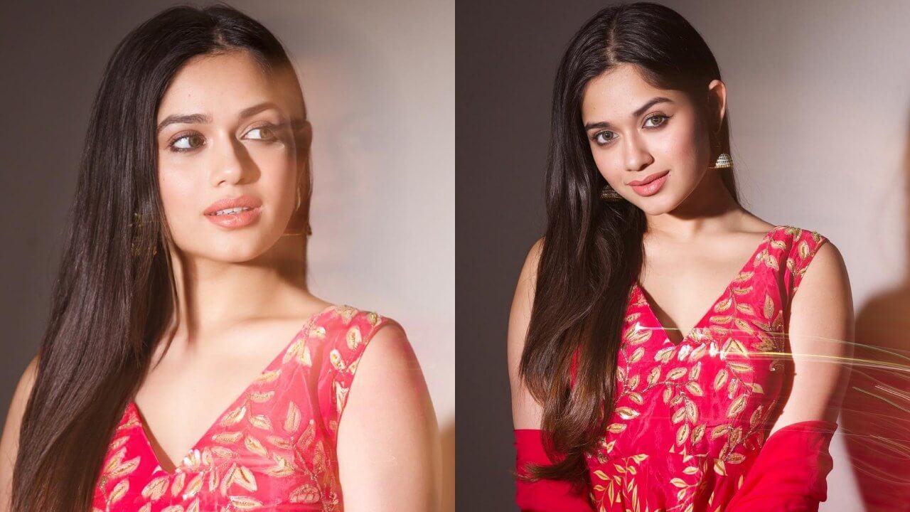 Jannat Zubair Rahmani is 'teekhi mirchi' personified in red v-neck lehenga, see pics 795245