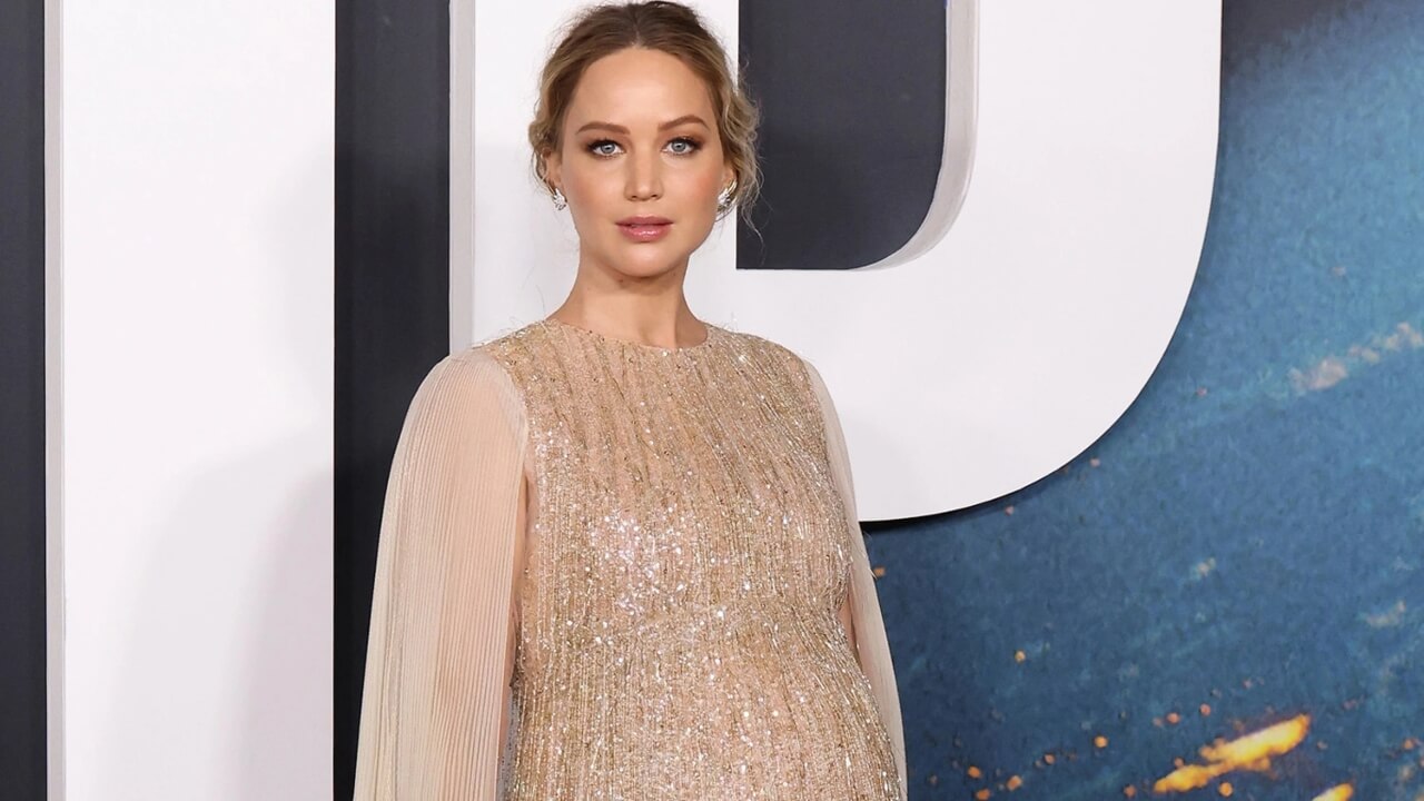 Jennifer Lawrence Had Crush On Seth Meyers, She Even Planned To Ask Him Out; Check Out What Went Wrong? 794992