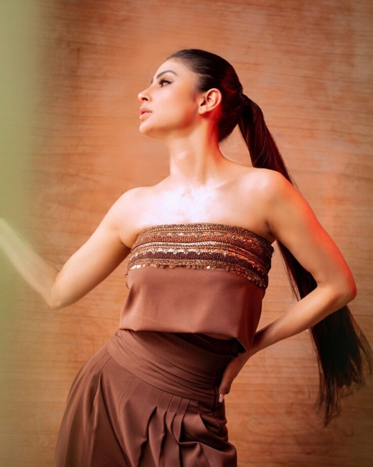 Mouni Roy exudes glam in chic brown off shoulder top and harem pant - 2