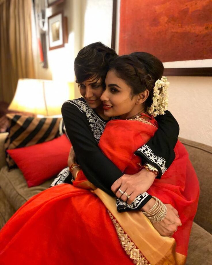 Mouni Roy pens heartfelt note for Mandira Bedi, calls her ‘inspiration’ 797530