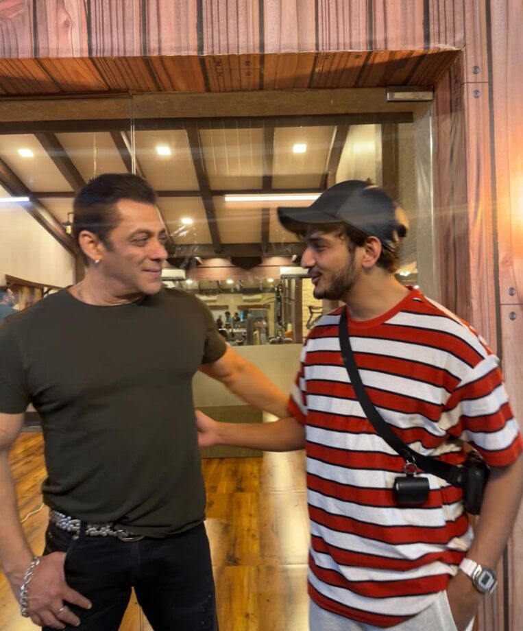 Munawar Faruqui Meets Bhaijaan Salman Khan; Fans Speculate Bigg Boss Entry Next Season 800765