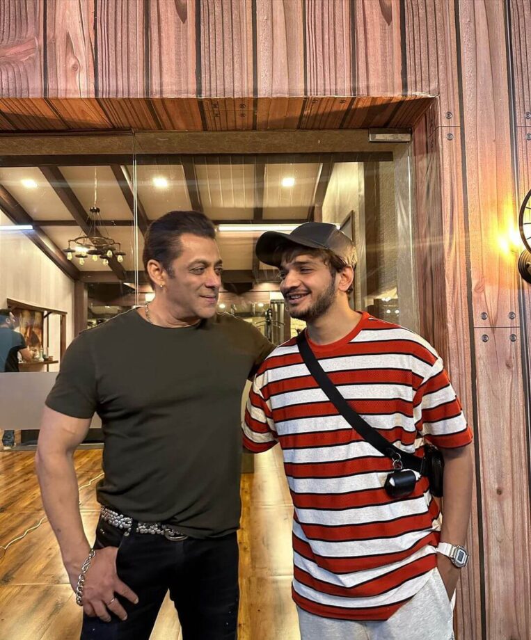 Munawar Faruqui Meets Bhaijaan Salman Khan; Fans Speculate Bigg Boss Entry Next Season 800767