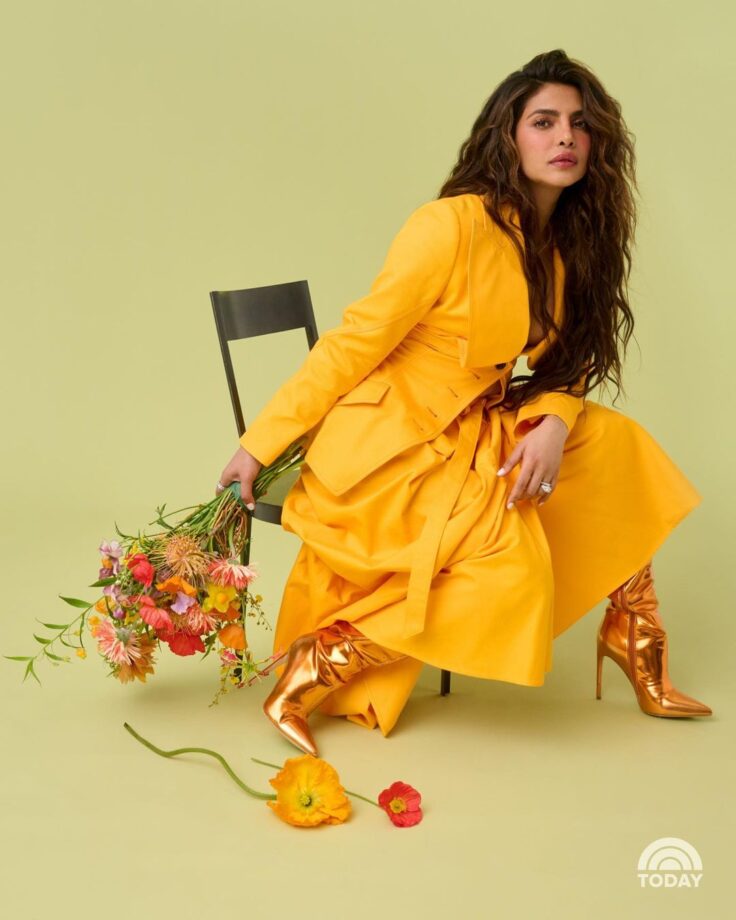 Priyanka Chopra blooms in yellow skirt blazer suit, see pics 802152