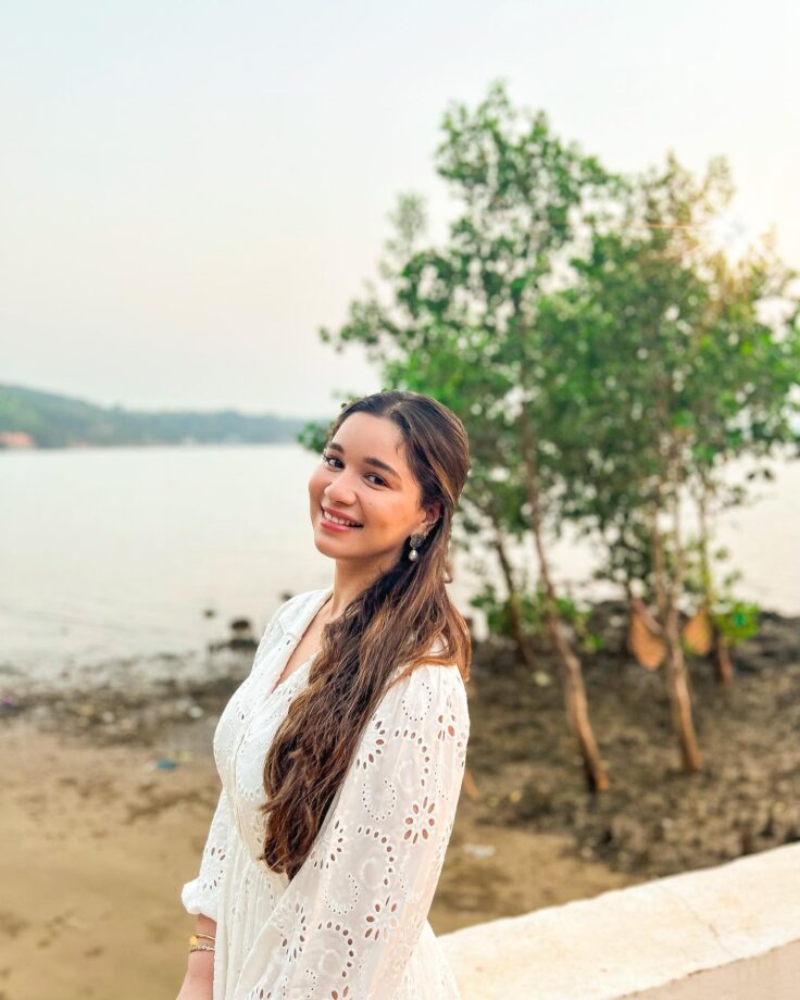 Sara Tendulkar flaunts 'good hair day' from Goa diaries, netizen says, 