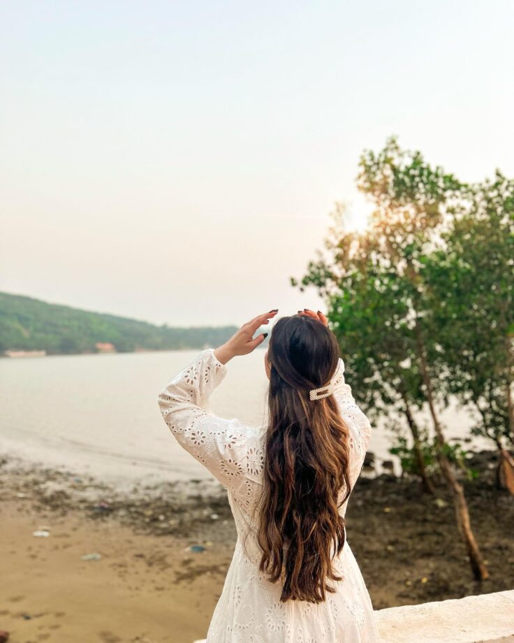 Sara Tendulkar flaunts 'good hair day' from Goa diaries, netizen says, 