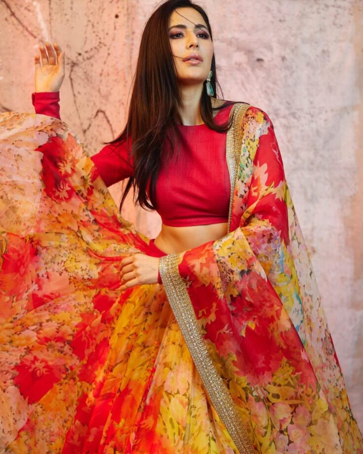 Shraddha Kapoor To Disha Patani: Slay The Wedding Looks Like Never Before In Lehengas 800402